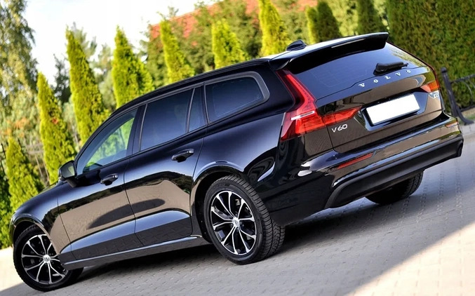 Volvo V60 cena 79900 przebieg: 179000, rok produkcji 2020 z Płock małe 596